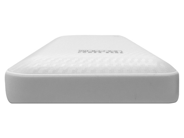 Batería Portátil Recargable Necnon NPW-05FB de 5000 mAh, Indicador LED, Puerto USB Tipo C y 2 USB Tipo A, Incluye Cable Tipo C. Color Blanco, NBPB0512FB - NECNON - SKU NBPB0512FB